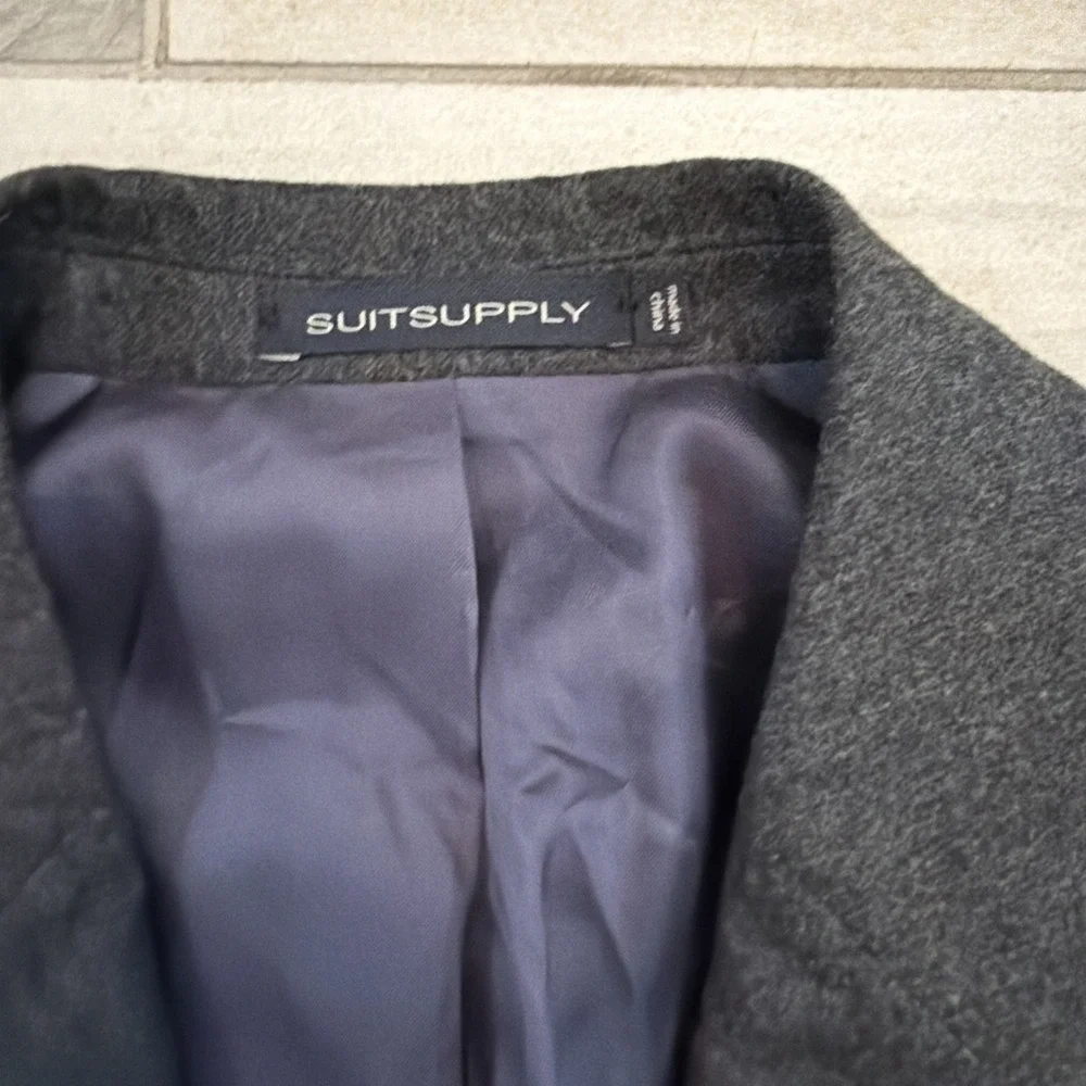 Suit Supply Washington Slim Fit  Jacket Charcoal Grey 100% Wool Super 120 34R